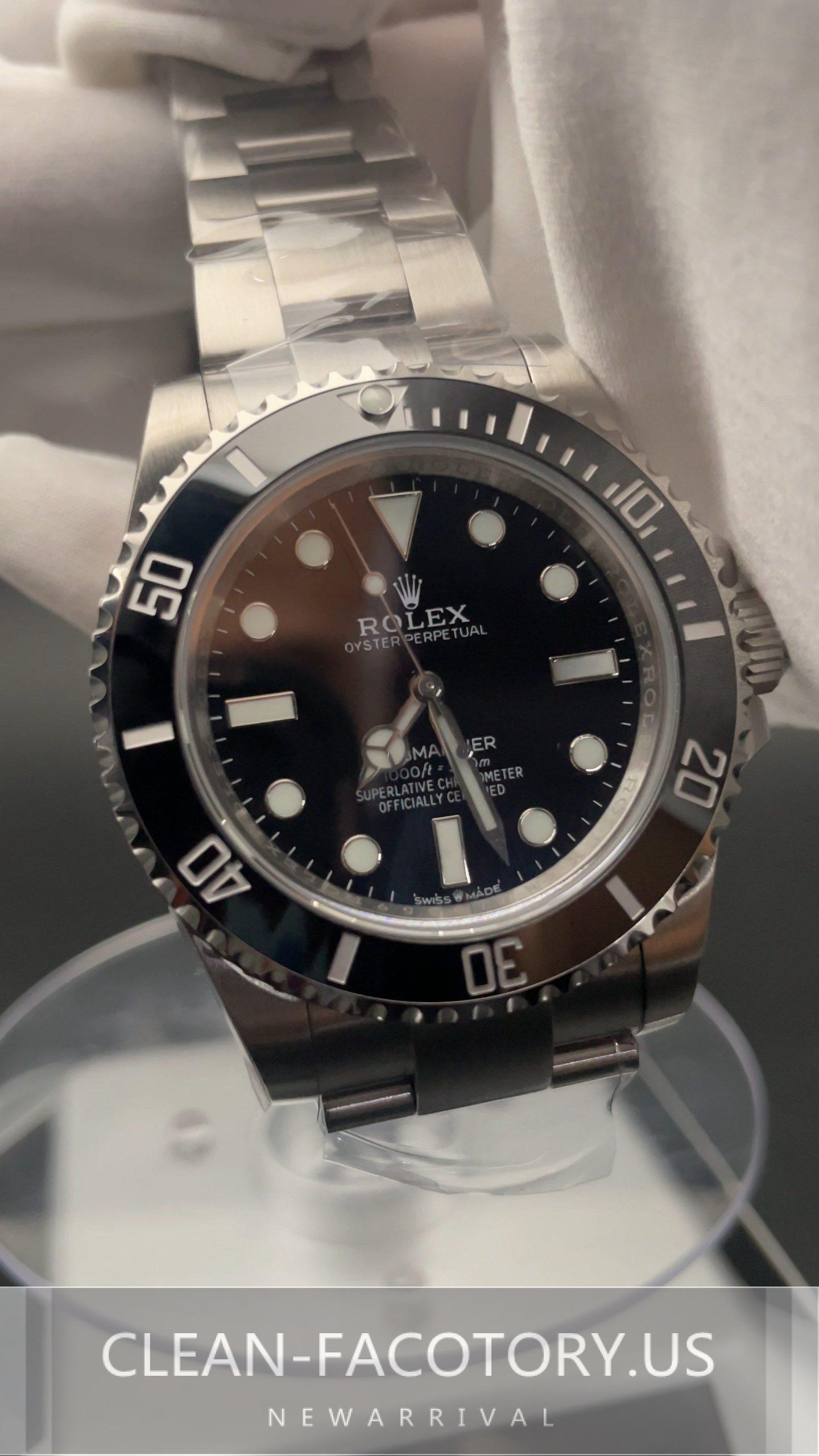 Clean Rolex Submariner Replica