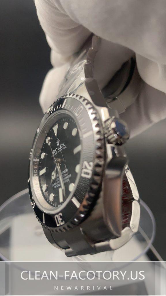 Clean Rolex Submariner Replica